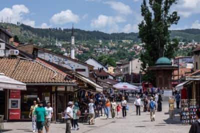 Bosna Hersek Seçimlere Gidiyor: Yıllardır Süren Siyasi Tıkanıklıkta Kritik Dönemeç