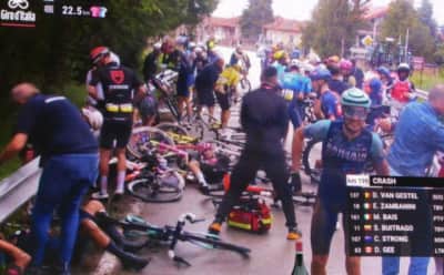 Giro d’Italia'da Büyük Kaza: Bulgaristan Etabında 7 Bisikletçi Hastaneye Kaldırıldı