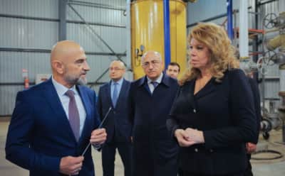 Bulgaristan'dan Bakü'ye Stratejik Yatırım: Başkan Yotova Endüstriyel Tesisi İnceledi