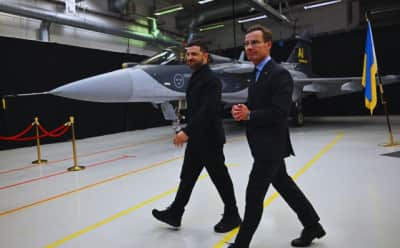 İsveç'ten Ukrayna'ya Hava Gücü Desteği: 16 Gripen Savaş Uçağı Gönderiliyor