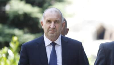 Bulgaristan'da Siyaset ve Kilise Çatışması: Başbakan Radev'in Patriğe Yaptırım Karşıtlığı Krize Yol Açtı