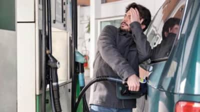 Bulgaristan'da Motorin Fiyatlarında Kritik Eşik: Eylül Sonunda 2 Euro'yu Görebilir