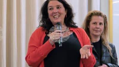 Ünlü İngiliz Tarihçi Bettany Hughes, Bulgaristan'ı Dünyaya Tanıtan Yeni Eserlerini Sofya'da Sundu