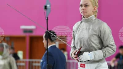 Bulgar Eskrimci Yoana Ilieva Dünya Kupası'nda Gümüş Madalya Kazandı: Dünya Sıralamasında İlk 3'te!