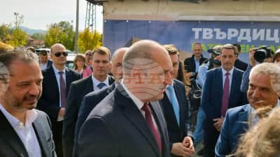 Başbakan Radev'den Karadeniz'deki İddialara Yanıt: Varna ve Burgas Limanlarına Ticari Seferler Durmadı, Durmayacak