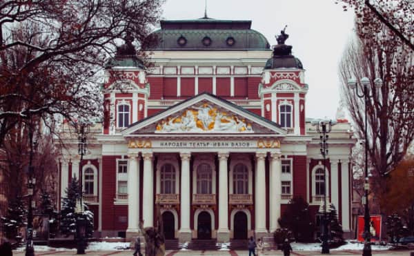 Bulgaristan Yeni Bir Yıllık Vizeyle Dijital Göçebelere Kapılarını Açıyor