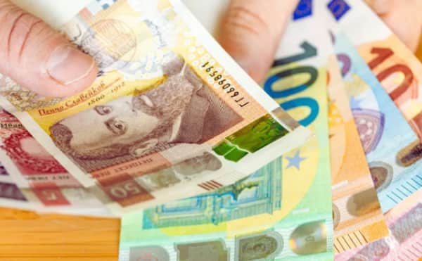 Bulgaristan: Bankalar ve Tüccarlar Euro Borsasıyla Mücadele Ediyor, Tüketici Avukatı Uyardı