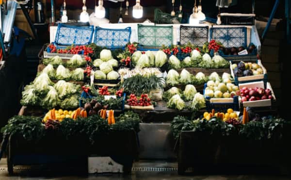 Bulgaristan Ocak'ta %1,3 Fiyat Artışı Gördü Küçük Tüketici Sepeti