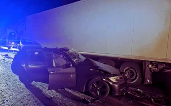 Republika Geçidi'nde Kaçmaya Çalışan Türk Kamyon Şoförünün Kazasında Dokuz Yaşındaki Çocuk Hayatını Kaybetti