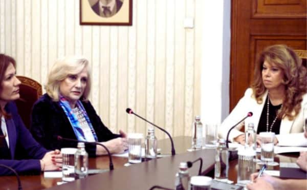 Bulgaristan'da Paskalya Sonrası Erken Seçim İçin Harekete Geçildi: Cumhurbaşkanı Yotova'dan Net Mesaj