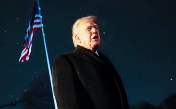 Trump'tan Cenevre Öncesi Tahran'a Keskin Uyarı: 'Anlaşın Ya da Sonuçlarına Katlanın!'