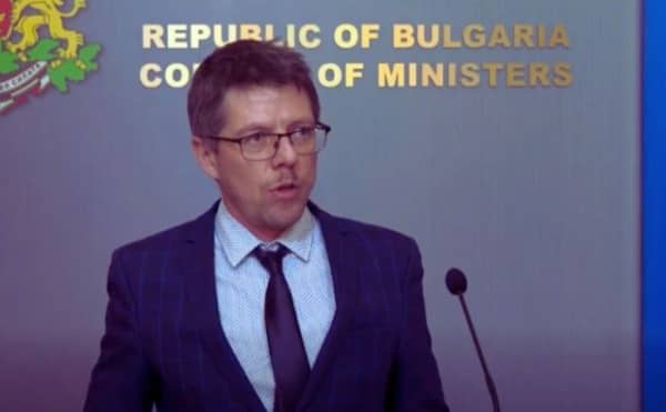 Bulgaristan'da Adil Seçimlerden Sorumlu Başbakan Yardımcısı Tsitselkov, Tartışmaların Gölgesinde İstifa Etti