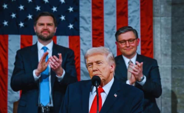 ABD-İran Gerilimi Tırmanıyor: Trump'tan İran'a Nükleer Silah Resti: "Asla Sahip Olamazlar"