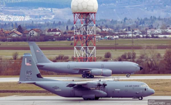 Sofya Havalimanı'ndaki ABD Uçakları Tartışması: Amaç ve Süre Detayları Netleşti