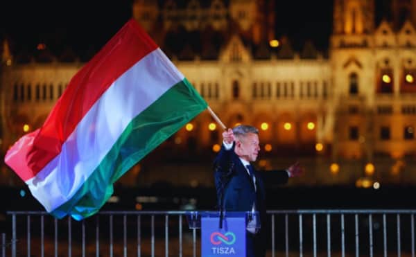 Macaristan'da Tarihi Dönüşüm: Viktor Orban'ın 16 Yıllık İktidarı Sandıkta Sona Erdi