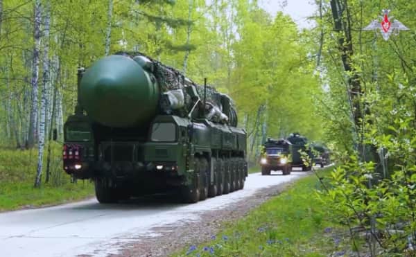 Rusya, Belarus'ta Nükleer Tatbikat Yapıyor, Mühimmatların Saha Sahalarına Taşındığını Söyleyen Raporlar