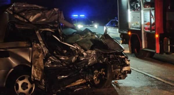 Bulgaristan'da Feci Kaza: Tır ile Çarpışan Otomobil Sürücüsü Hayatını Kaybetti