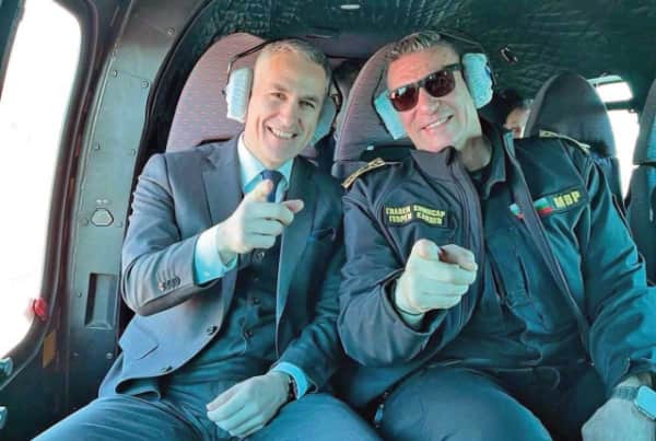 Bulgaristan'da Seçim Hamlesi: PP ve DB'den Gyurov ve Kandev'e Destek Kararı