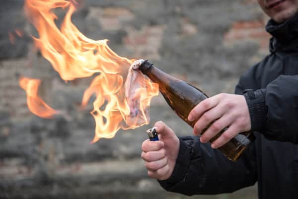 Münih'te Molotoflu Saldırı: İki Bulgar Vatandaşı Gözaltında