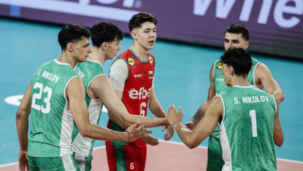 Bulgaristan, Portekiz'i Set Vermeden Geçerek EuroVolley'de İkide İki Yaptı