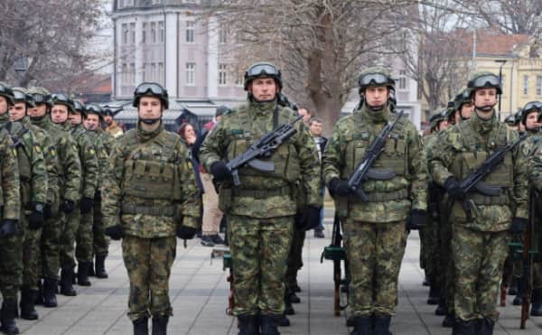 Bulgaristan'dan Kapsamlı Askeri Reform: Komuta Yapısı Yeniden Şekilleniyor