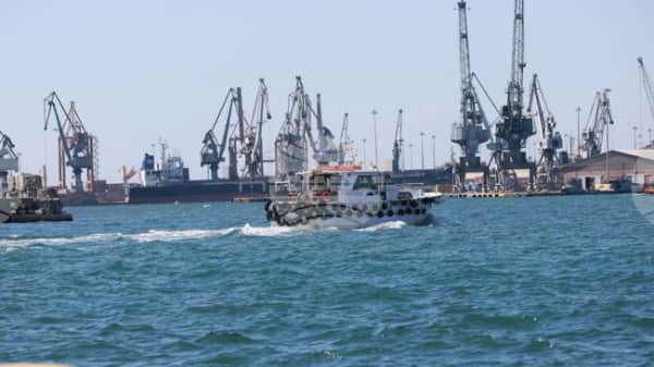 Yunanistan'da 'Güneş Gözlüğü' Denilerek Kaçırılmak İstenen 3 Bin Adet Kesici Alet Ele Geçirildi