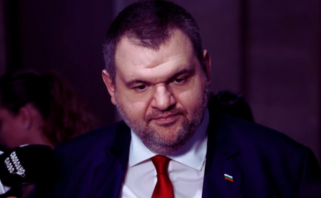 Peevski Sofya'daki Kaostan Radev'i Suçladı, Demokrasiyi Savunacağına Söz Verdi