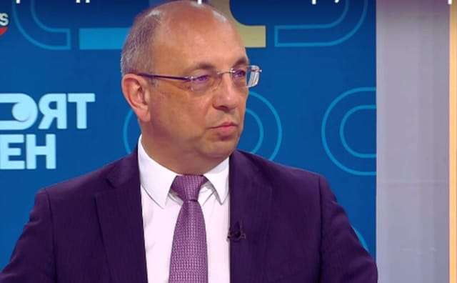 Eski Başbakan Yardımcısı, Hükümeti 2026 Bütçe Hazırlığının Yetersiz Olması Nedeniyle Eleştirdi