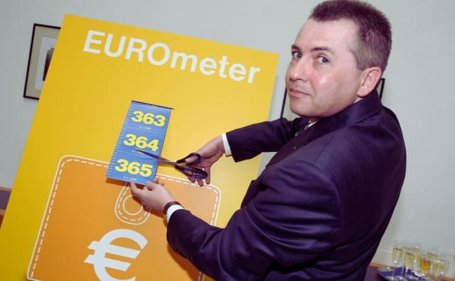 Slovakya'dan Bay Euro, Bulgaristan Euro Başlangıç Kitlerini Piyasaya Sürerken İpuçlarını Paylaşıyor