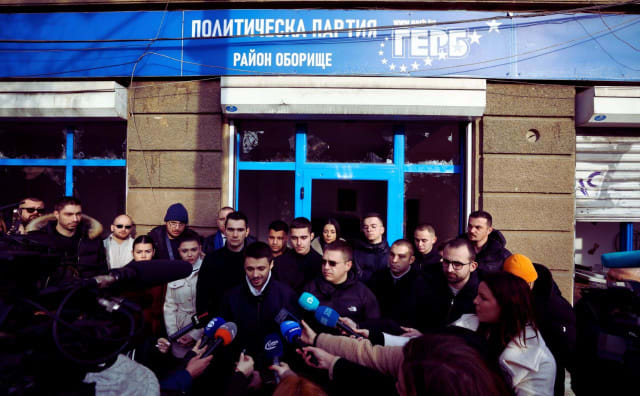 GERB Gençliği, Sofya Protestosundaki Vandalizmi Kışkırtmaktan Eski Başbakanı Suçladı