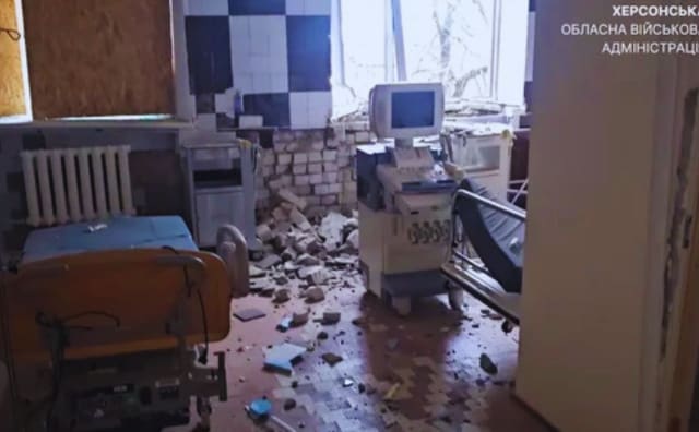 Ukrayna: Sağlık Hizmetlerine Yönelik Saldırılar Artarken Kherson Doğumevi Vuruldu
