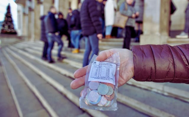 Bulgar Merkez Bankası, Euro Başlangıç Setlerine Yönelik Güçlü Talep Üzerine Kasa Çalışma Saatlerini Uzattı