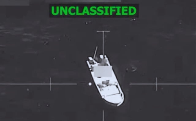 ABD Kuvvetleri, Kartel Karşıtı Kampanyanın Arttırılmasında Üç Uyuşturucu Gemisine Saldırdı, Sekizini Öldürdü