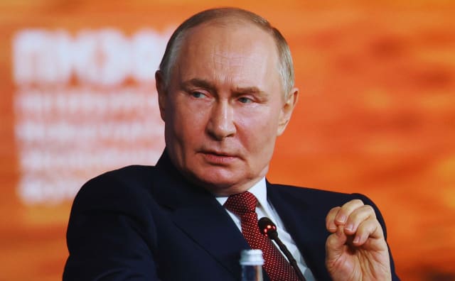 Putin, Görüşmelerin Başarısız Olması Halinde Zorla Daha Fazla Bölgeyi Ele Geçirmekle Tehdit Ediyor - ABD Yaptırımlarla Tehdit Ediyor