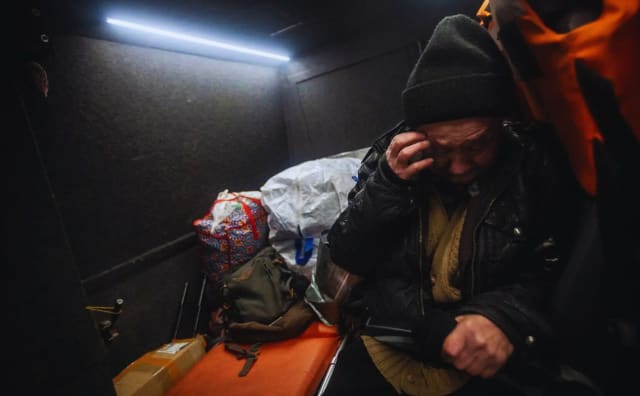 Rusya, Ukrayna'nın Sumi Bölgesinden Düzinelerce Yaşlı Sivilin Kaçırılmasının Ardından Savaş Suçuyla Suçlandı