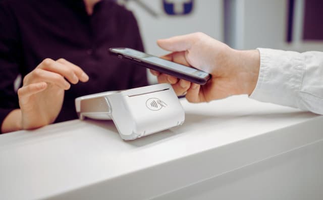 Bulgaristan Sadece 48 Saatte Bir Milyona Yakın Kart ve ATM İşlemiyle Euro'ya Kavuştu