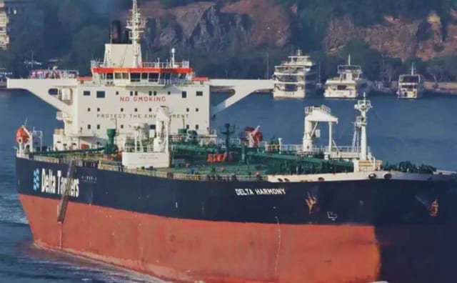 Drone'lar Karadeniz'de Yunan Petrol Tankerlerini Vurdu