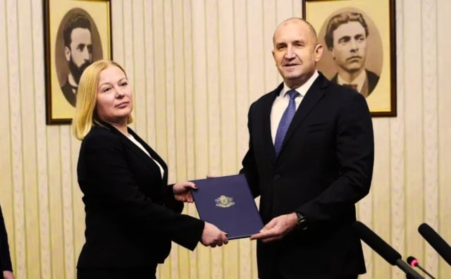 Bulgaristan: Beklendiği Gibi WCC-DB İkinci Hükümet Görevini İade Ediyor, Mart Seçimlerinde Tam Makine Oylaması Talep Ediyor