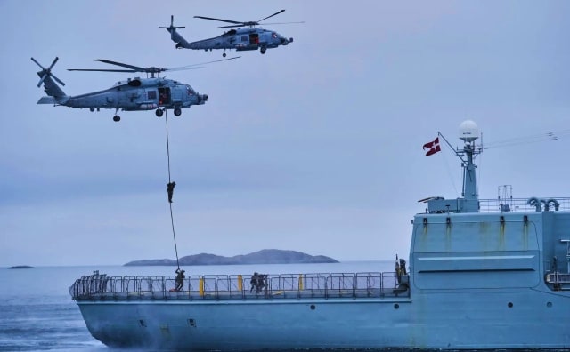 Avrupa Askeri Kuvvetleri, ABD'nin İlhak Tehditleri Arasında Grönland'a Konuşlanıyor