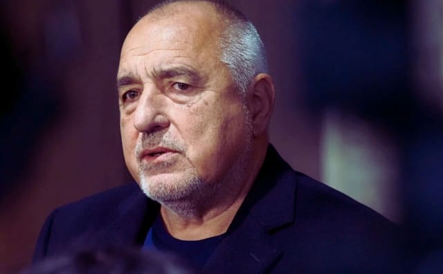 Bulgar Borissov, Peevski ile İlişkileri Reddediyor, Bütçe Tavizlerine Son Verilmesinin Sinyalini Veriyor ve Cumhurbaşkanı Radev'i Eleştiriyor