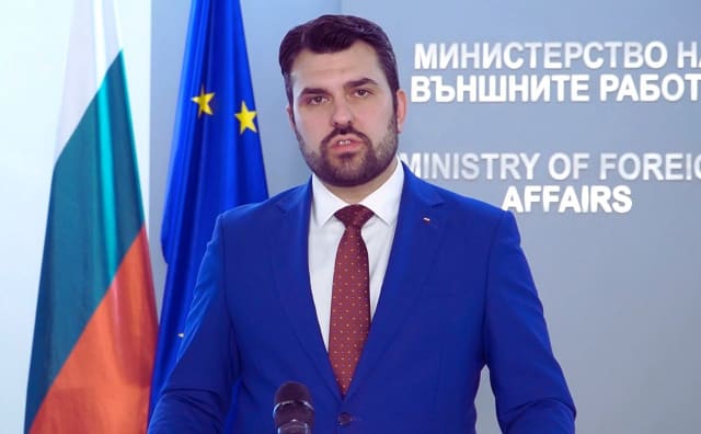 Giden Dışişleri Bakanı Eleştirilere: Gelecek Parlamento Bulgaristan'ın Trump'ın Barış Kurulundaki Rolüne Karar Verecek