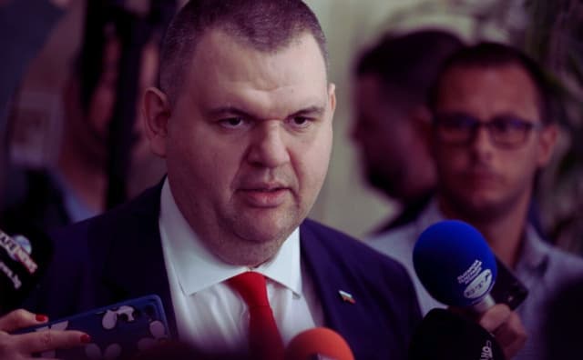 Peevski, Parlamentoya Bulgaristan'ın Trump'ın Gazze Barış Kuruluna Girişini Hızlandırması İçin Baskı Yaptı