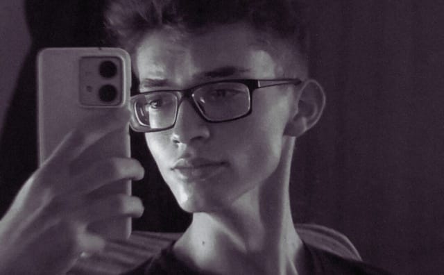 Şoktaki Bir Bulgar Köyü: 18 Yaşındaki Bir Çocuğun İntiharı, Okulda Zorbalık ve Sistemik Başarısızlık Korkularını Ortaya Çıkarıyor