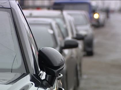 На трех участках дорог в Дзержинском районе Ярославля ограничат остановку и стоянку транспорта