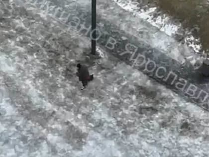 Улицы Ярославля превратились в «бесплатные катки»