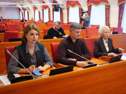 Комитет по здравоохранению заслушал информацию о планах модернизации медицинского оборудования в медорганизациях региона