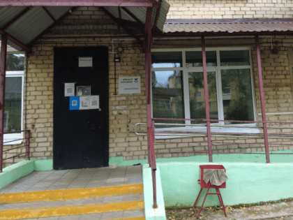 Территорию у Брейтовской центральной районной больницы заасфальтируют