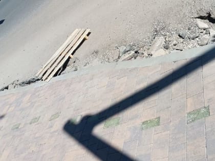 В мэрии Ярославля хотят сохранить светодиодную плитку у светофоров