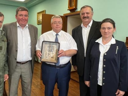 Представители ВИА «Живой звук поблагодарили Сергея Якушева за помощь в организации своей поездки на Донбасс