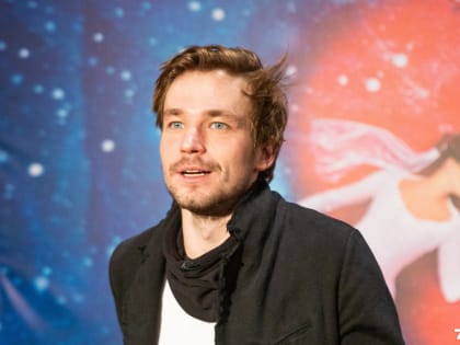 Не взял на дорожку: ярославский актер Александр Петров намекнул, что происходит с его отношениями